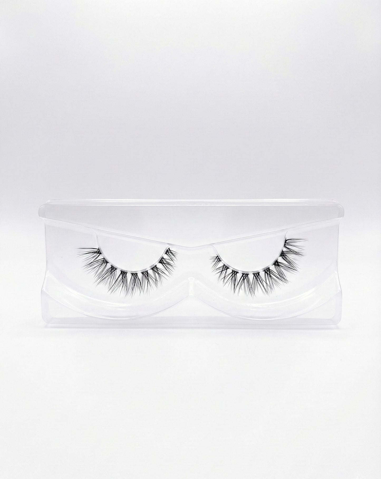 Wispy Cat-eye false eyelashes, 1 pair
