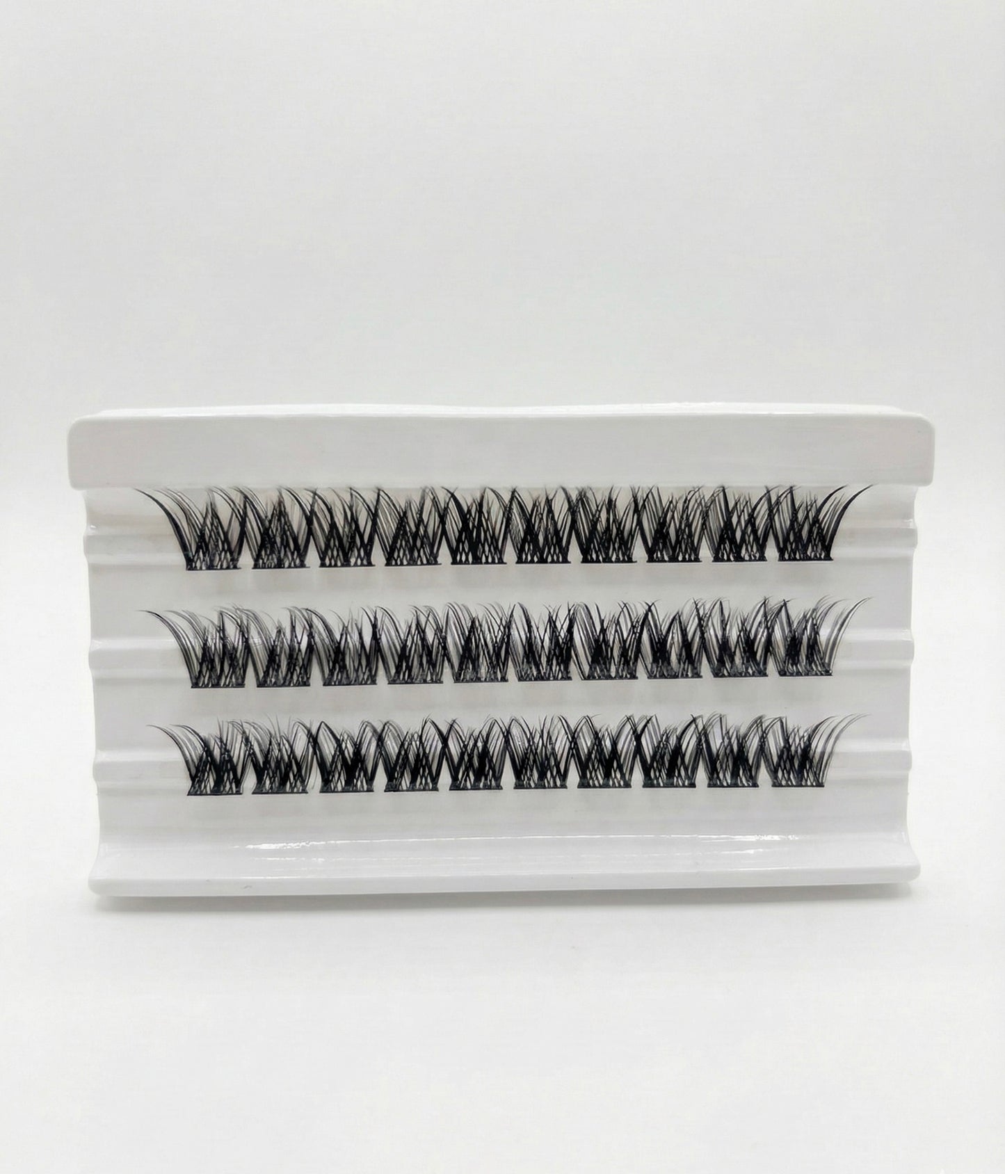 E03 Volume Eyelash Segments Long with Wispy, 3 rows