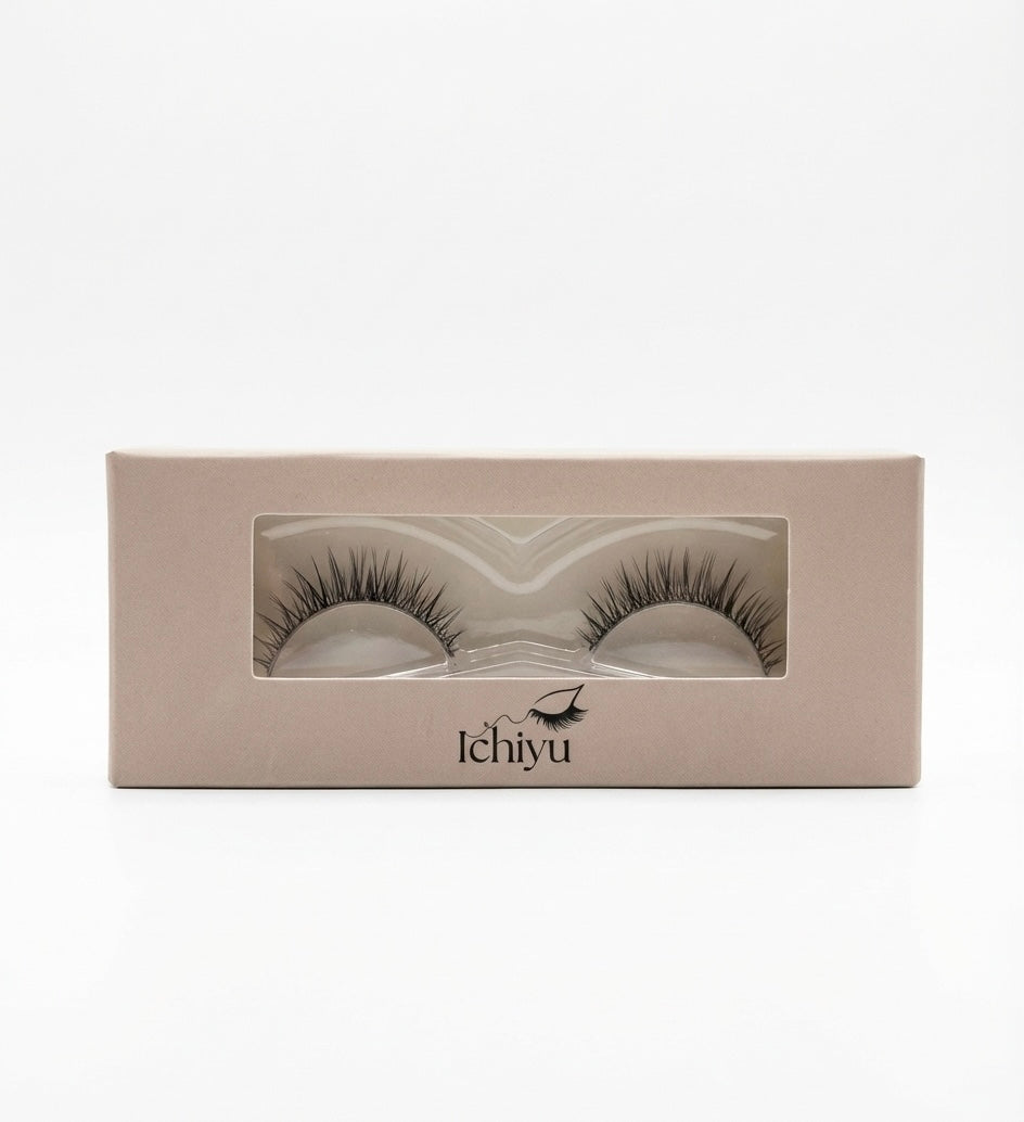 A06 Light Volume krátké řasy s jemnými Wispy, 1 pár