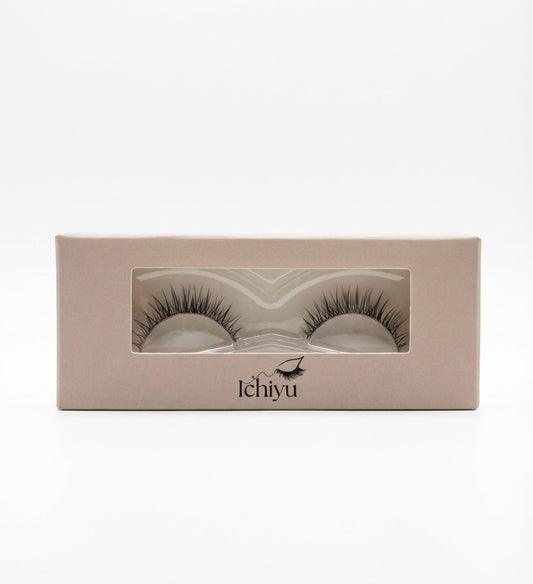 A06 Light Volume krátké řasy s jemnými Wispy, 1 pár