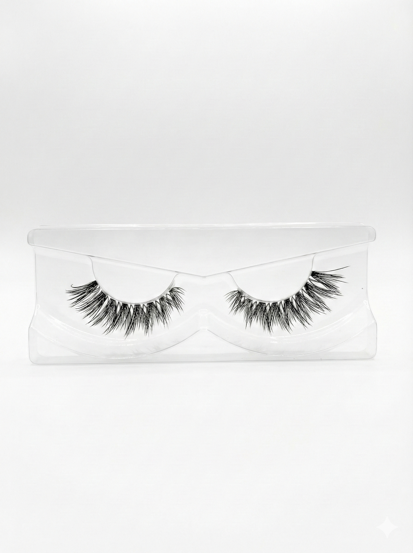 Wispy Cat-eye false eyelashes, 1 pair